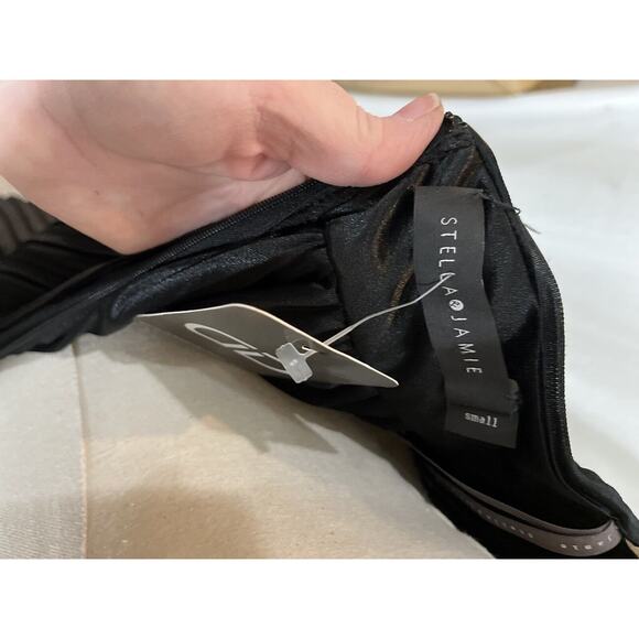 STELLA & JAMIE NEW NWT Black and Champagne Pleated Halter Open Back Dress Small - Picture 12 of 16